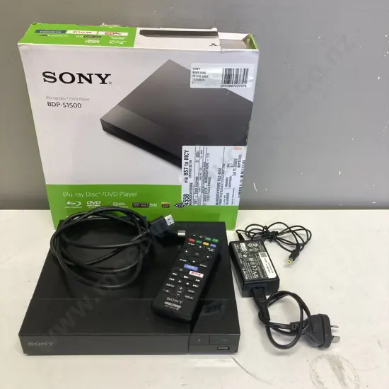 Sony BDP-S1500 Blu-Ray Disc/DVD Player With Remote & Box
